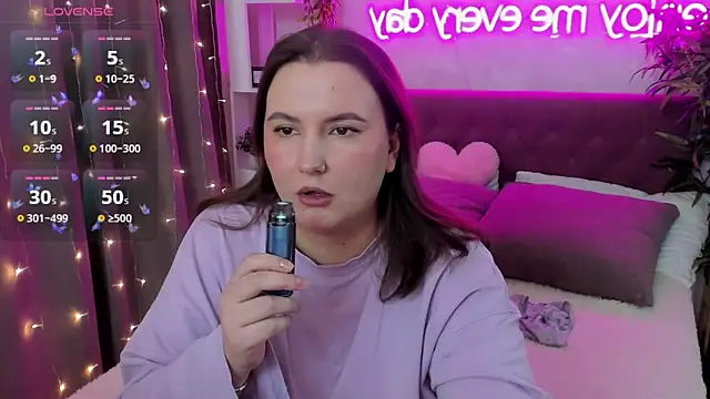 FeralPeach online show from March 2026 06:28:02 AM