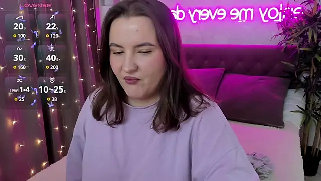 FeralPeach online show from April 2026 05:27:01 AM