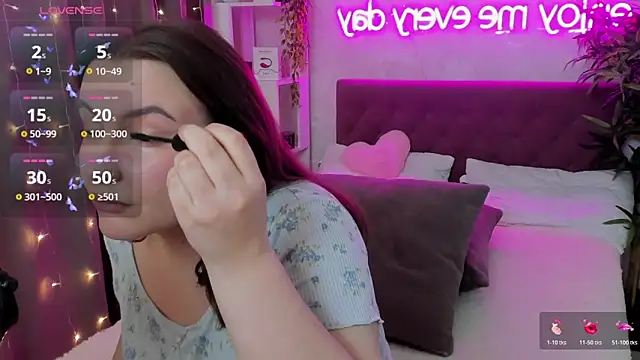 FeralPeach online show from April 2026 08:02:02 AM