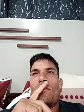 719610 online show from November 2025 02:10:02 AM