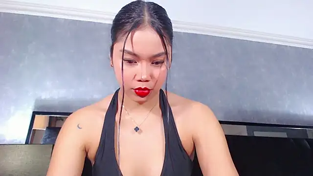 Snapshot of JasmineMoore chatting on January 2025 10:02:01 PM JasmineMoore online show from January 2025 10:02:01 PM