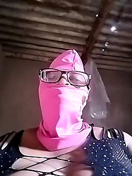 Snapshot of naughtygrannyXXX chatting on December 2024 05:51:01 AM naughtygrannyXXX online show from December 2024 05:51:01 AM