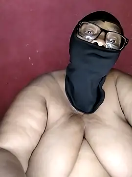 Snapshot of naughtygrannyXXX chatting on December 2024 10:51:01 PM naughtygrannyXXX online show from December 2024 10:51:01 PM