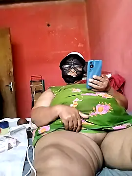 Snapshot of naughtygrannyXXX chatting on September 2025 09:11:02 AM naughtygrannyXXX online show from September 2025 09:11:02 AM