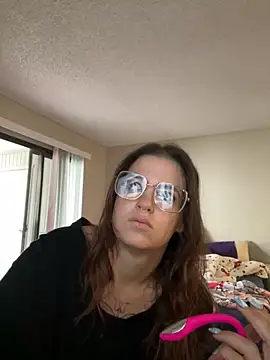 SafeinouterSpace online show from November 2025 07:29:02 PM