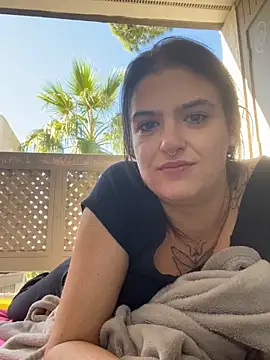 SafeinouterSpace online show from December 2025 08:25:02 PM