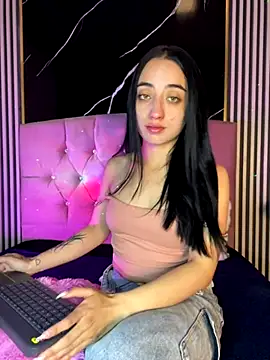 Snapshot of Ady_18 chatting on September 2025 03:49:01 PM Ady 18 online show from September 2025 03:49:01 PM