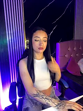 Ady 18 online show from November 2025 08:31:01 PM