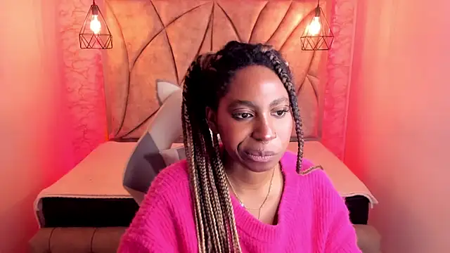 Queen perla  online show from February 2025 05:40:02 PM