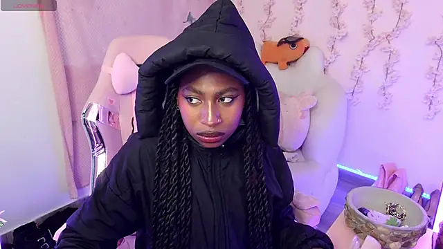 Queen perla  online show from December 2025 11:11:02 PM