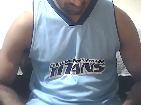 Snapshot of ROCKY_USA_18 chatting on June 2026 02:33:01 PM ROCKY USA 18 online show from June 2026 02:33:01 PM