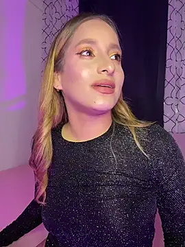 Agnescruzz online show from March 2026 02:06:02 AM