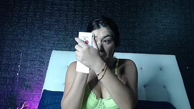 Snapshot of Sweet-Monica chatting on June 2026 10:32:01 AM Sweet-Monica online show from June 2026 10:32:01 AM