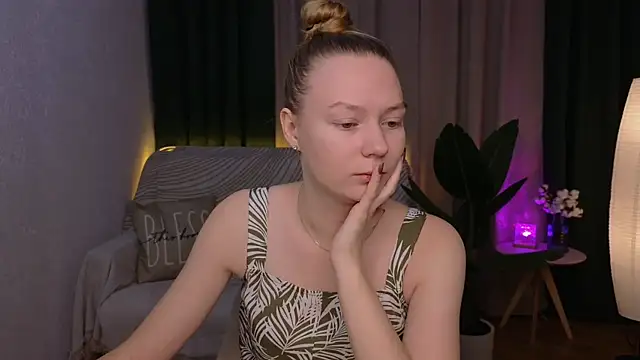 CarolynCohen   online show from December 2024 01:47:01 AM