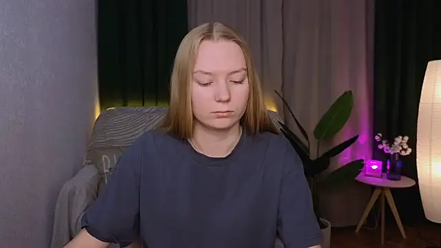 CarolynCohen   online show from January 2025 01:53:02 AM