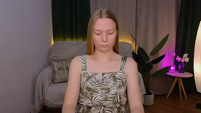 CarolynCohen   online show from January 2025 01:52:01 AM