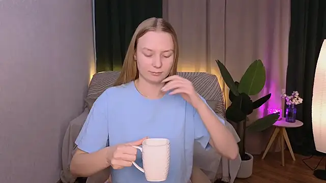 CarolynCohen   online show from February 2025 08:16:02 AM