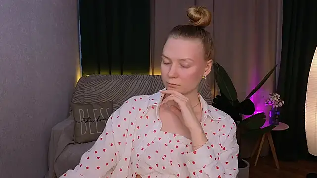 CarolynCohen   online show from February 2025 08:14:01 AM