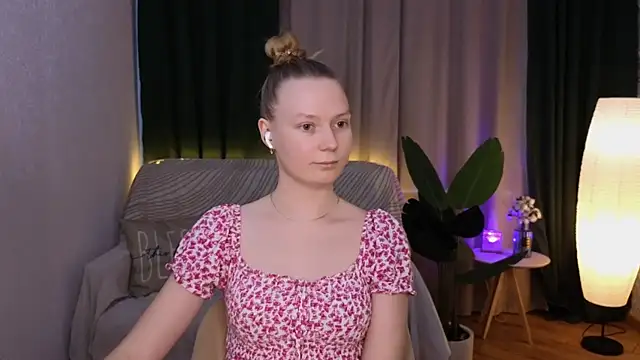 CarolynCohen   online show from March 2025 08:24:02 AM