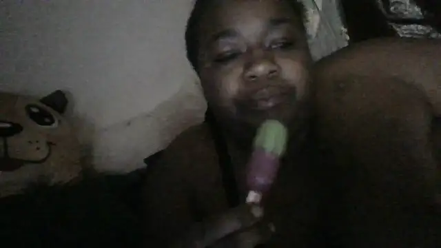 Snapshot of Madisonkoxx chatting on April 2026 01:25:01 AM Madisonkoxx online show from April 2026 01:25:01 AM