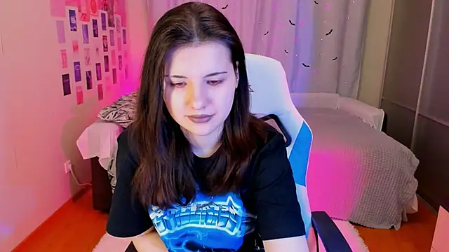 Vanessa Verona online show from February 2025 04:05:01 AM