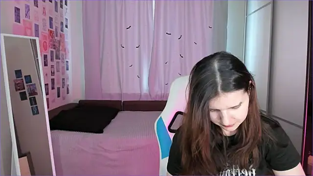 Vanessa Verona online show from July 2026 05:13:01 AM