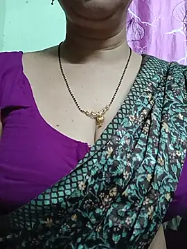 Snapshot of Rosy-B chatting on June 2026 09:45:01 PM Rosy-B online show from June 2026 09:45:01 PM