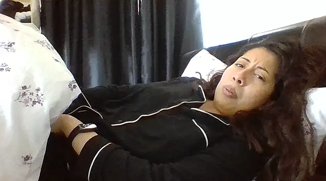 Snapshot of LorenaAnderson chatting on February 2025 10:19:01 AM LorenaAnderson online show from February 2025 10:19:01 AM