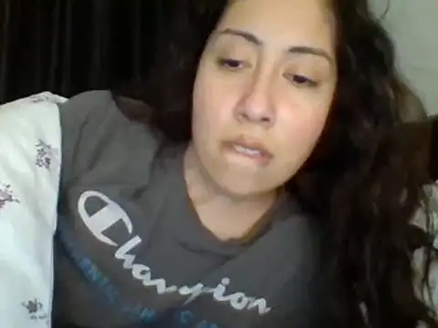 Snapshot of LorenaAnderson chatting on February 2025 10:29:02 AM LorenaAnderson online show from February 2025 10:29:02 AM