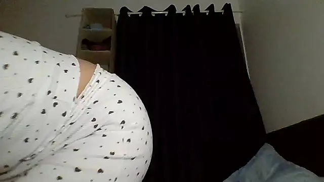 Snapshot of LorenaAnderson chatting on February 2025 01:43:02 AM LorenaAnderson online show from February 2025 01:43:02 AM