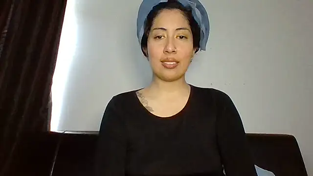 Snapshot of LorenaAnderson chatting on February 2025 02:13:02 PM LorenaAnderson online show from February 2025 02:13:02 PM