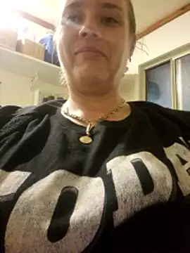 Snapshot of Off_the_Lesh chatting on May 2026 11:59:01 AM Off the Lesh online show from May 2026 11:59:01 AM