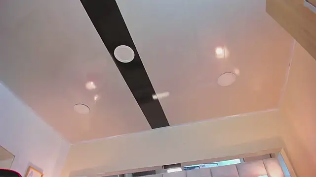 mariiahneedles online show from January 2025 10:44:02 PM