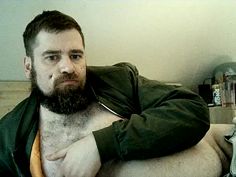 machobear87 online show from February 2026 09:16:01 PM