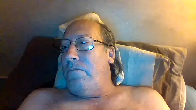 Snapshot of hornyrich69 chatting on July 2026 03:02:02 AM hornyrich69 online show from July 2026 03:02:02 AM
