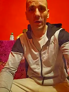 Aian09 online show from February 2025 10:49:02 AM