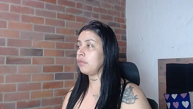salome  hills1 online show from June 2026 08:00:02 PM