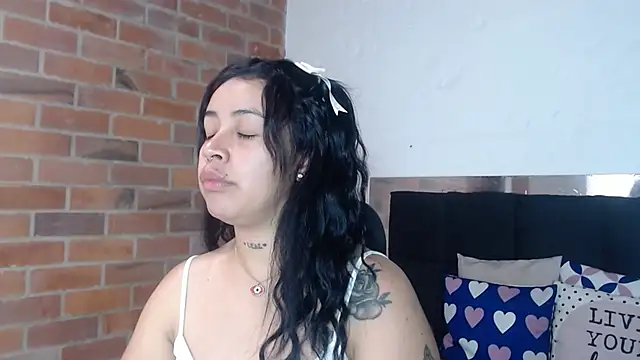 salome  hills1 online show from July 2026 04:56:01 PM