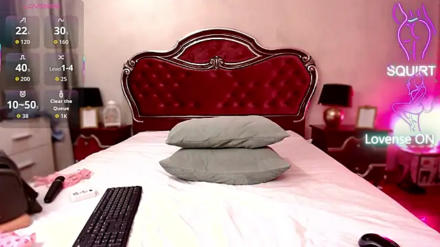 StacyLight online show from April 2026 10:12:01 PM