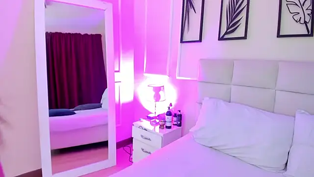 Alisa  walker online show from January 2025 07:21:01 PM