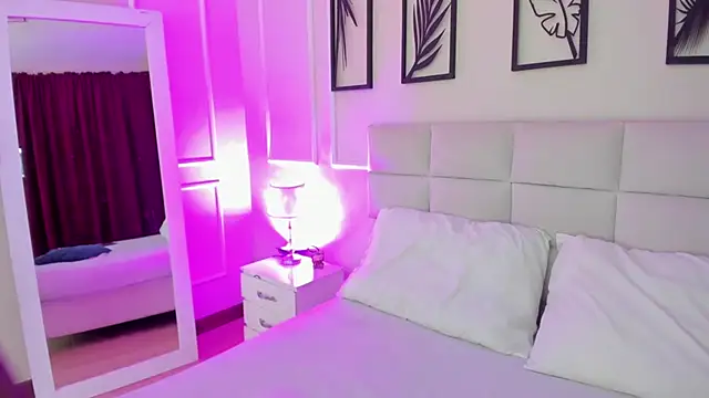 Alisa  walker online show from January 2025 07:13:02 PM