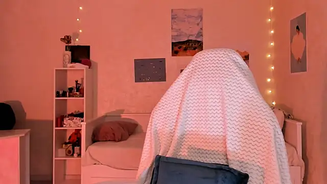 Britney Ross online show from November 2025 03:19:01 AM