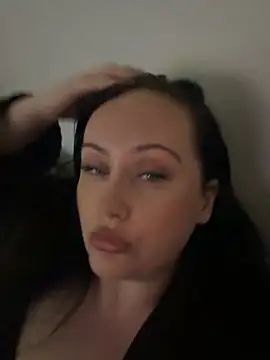 CurvyQueen2023 online show from March 2026 06:07:01 PM