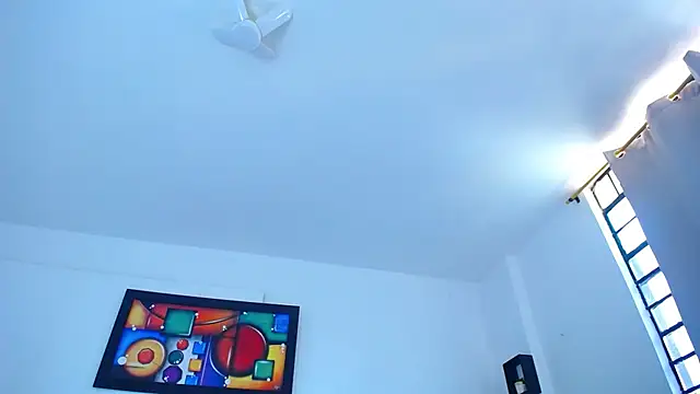 Chiqui milk  online show from February 2025 07:30:01 PM