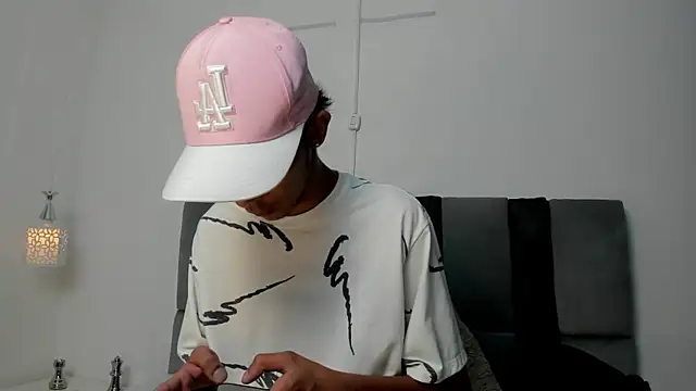 dikey 62 online show from February 2025 08:17:02 PM