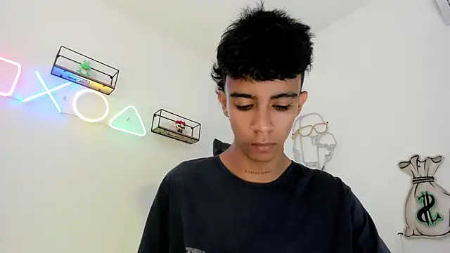 dikey 62 online show from February 2025 07:28:01 PM