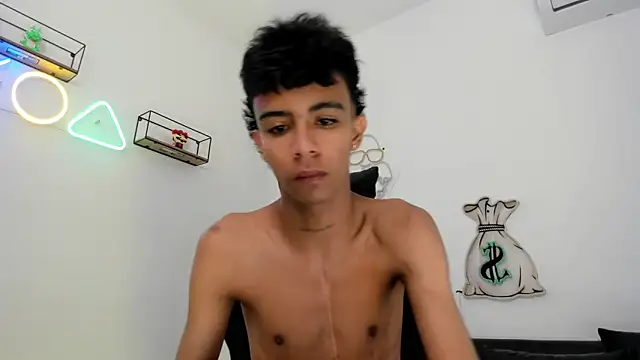 dikey 62 online show from February 2025 10:30:01 PM