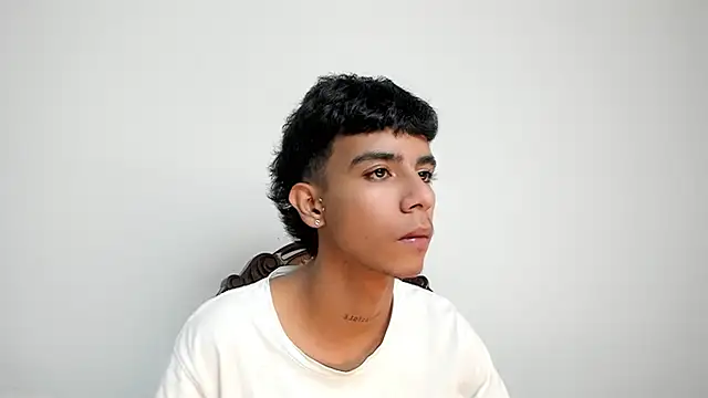 dikey 62 online show from February 2025 05:49:02 AM