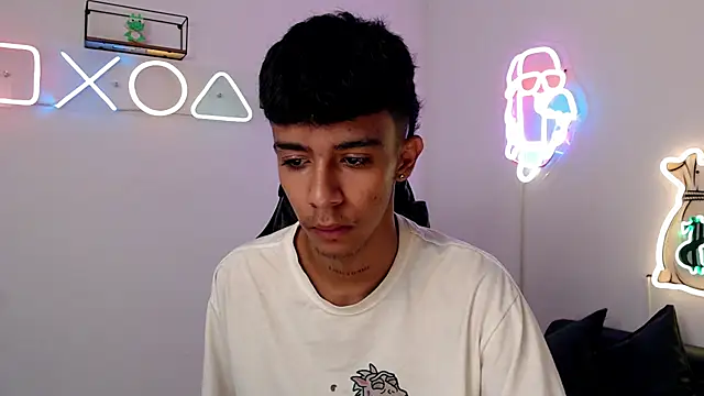 dikey 62 online show from February 2025 08:03:02 PM