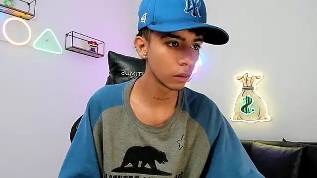 dikey 62 online show from March 2025 08:23:02 PM